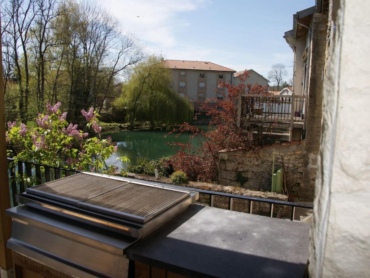 Lovely Holiday Home Near Joset Alain Dun-sur-Meuse Ngoại thất bức ảnh